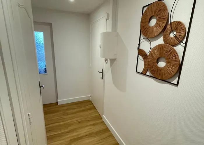 With Exceptional Views Apartment *