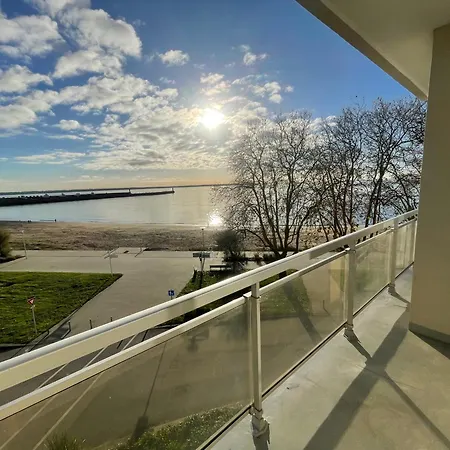 With Exceptional Views Saint-Nazaire (Loire-Atlantique)